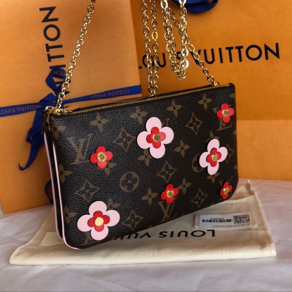Louis Vuitton Handbags - 🌹Louis Vuitton Purse🌹
